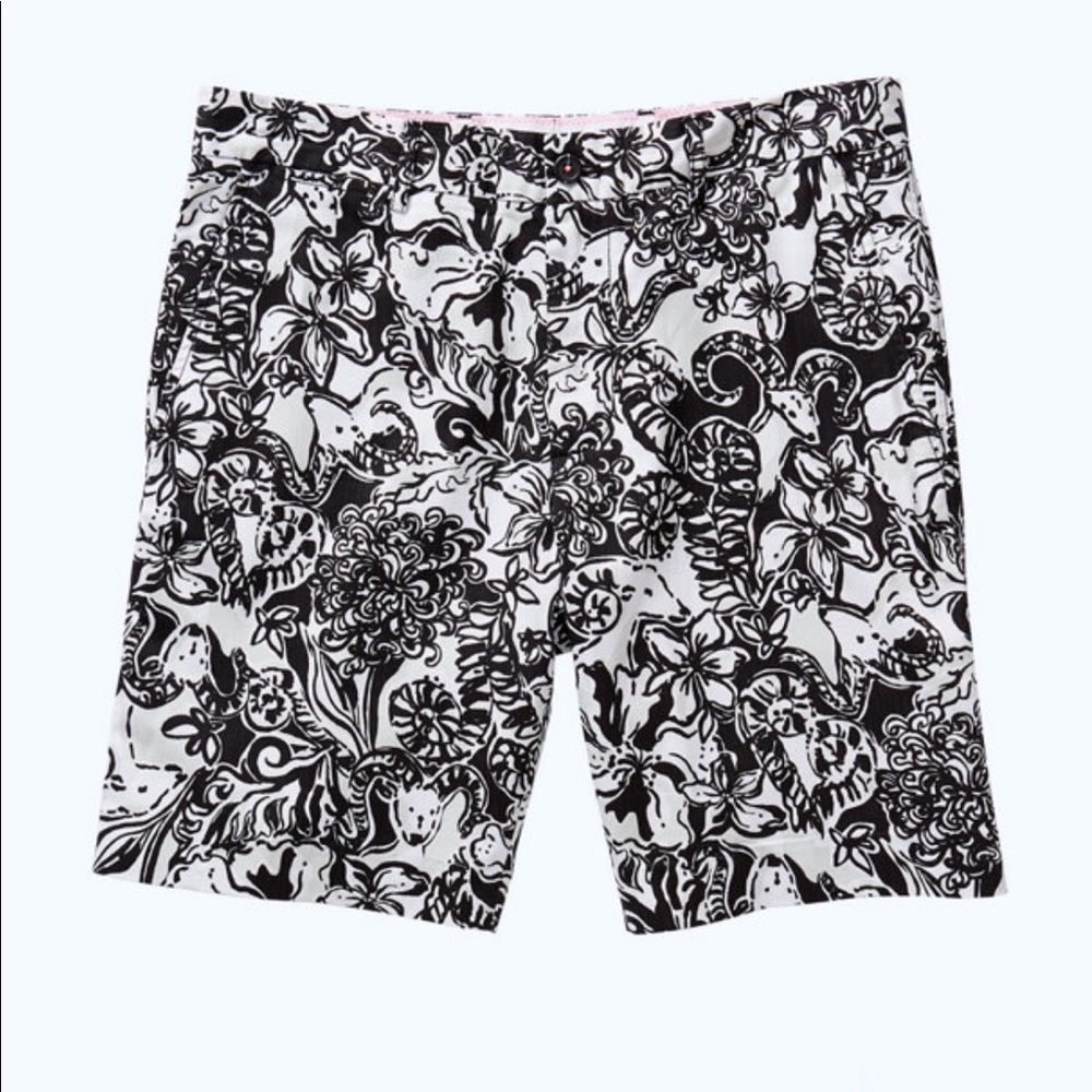 Lilly Pulitzer men’s beaumont short with a twist